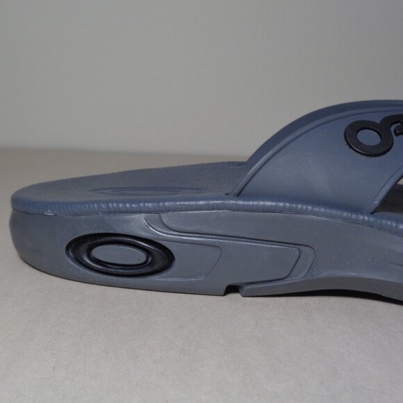 Oakley Size 12 M / B1B / Grey / Flip Flop Sandals / New Men\'s Shoes main image 12